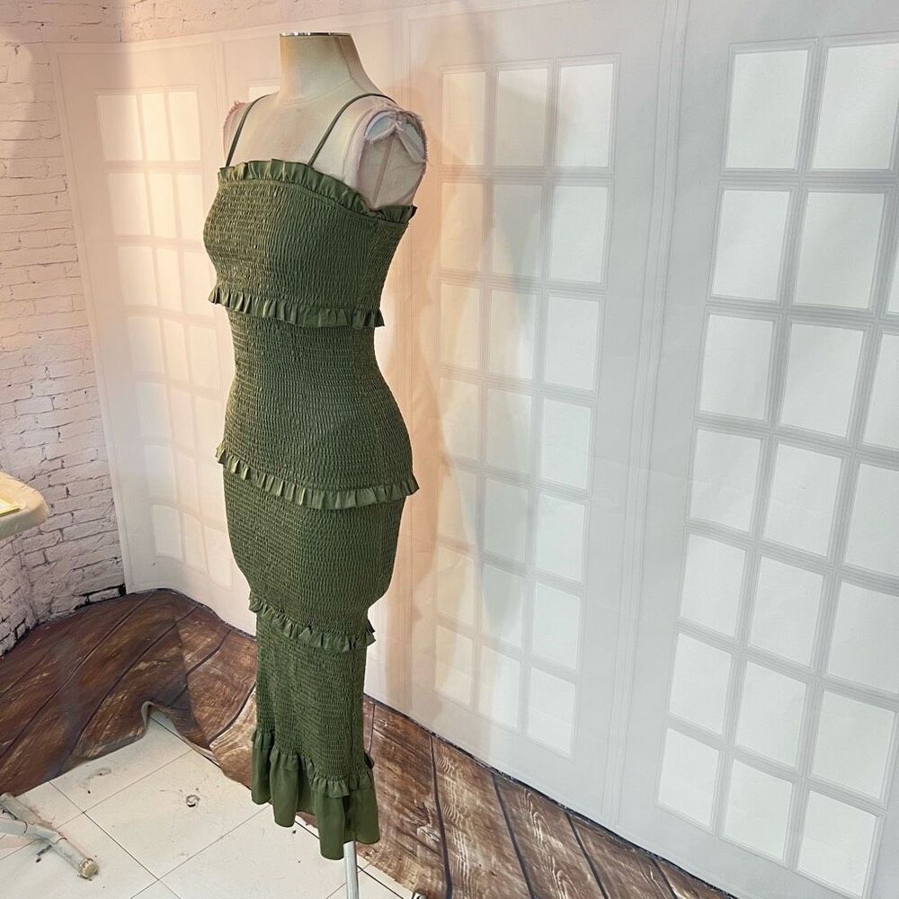 Mable Green Ruffle Smocked Spaghetti Strap Long Tiered Midi Dress Size Small - Picture 3 of 11